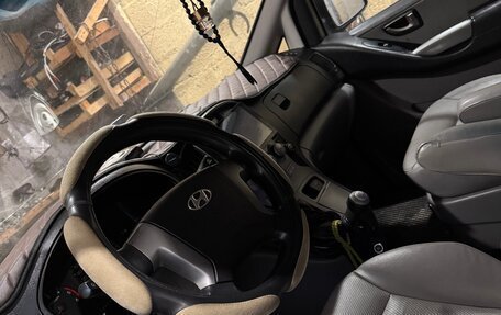 Hyundai Grand Starex Grand Starex I рестайлинг 2, 2008 год, 1 100 000 рублей, 12 фотография