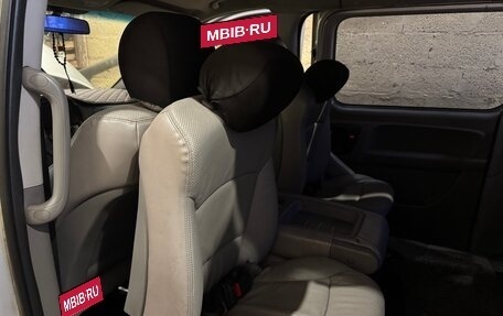 Hyundai Grand Starex Grand Starex I рестайлинг 2, 2008 год, 1 100 000 рублей, 18 фотография
