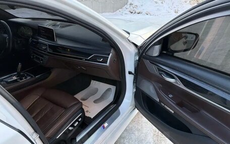 BMW 7 серия, 2015 год, 4 300 000 рублей, 18 фотография