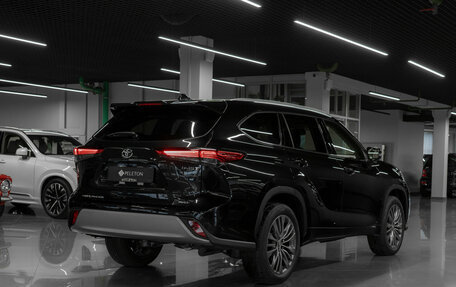 Toyota Highlander, 2025 год, 5 100 000 рублей, 5 фотография
