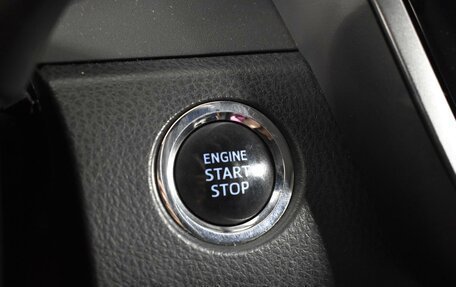 Toyota Camry, 2019 год, 2 398 100 рублей, 18 фотография