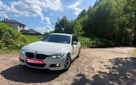 BMW 3 серия, 2017 год, 1 960 000 рублей, 2 фотография