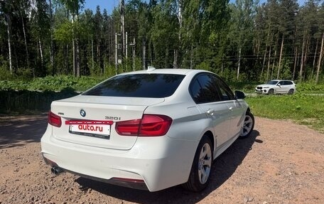 BMW 3 серия, 2017 год, 1 960 000 рублей, 6 фотография