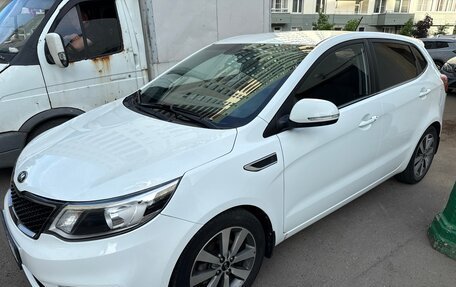 KIA Rio III рестайлинг, 2016 год, 1 375 000 рублей, 2 фотография