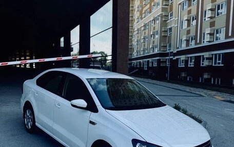Volkswagen Polo VI (EU Market), 2016 год, 1 150 000 рублей, 2 фотография