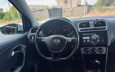 Volkswagen Polo VI (EU Market), 2016 год, 1 150 000 рублей, 9 фотография