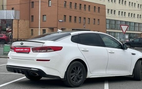 KIA Optima IV, 2019 год, 1 050 000 рублей, 3 фотография