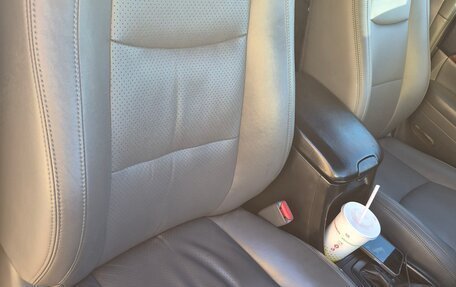 Toyota Land Cruiser Prado 120 рестайлинг, 2004 год, 1 620 000 рублей, 15 фотография
