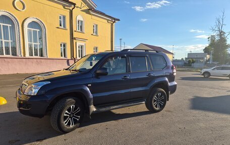 Toyota Land Cruiser Prado 120 рестайлинг, 2004 год, 1 620 000 рублей, 14 фотография