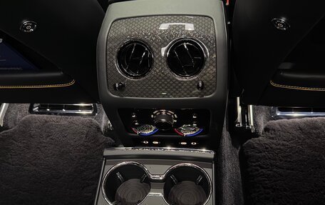 Rolls-Royce Ghost Series II рестайлинг, 2025 год, 65 000 000 рублей, 23 фотография