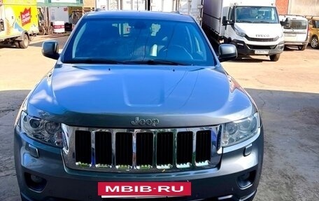 Jeep Grand Cherokee, 2012 год, 2 800 000 рублей, 18 фотография
