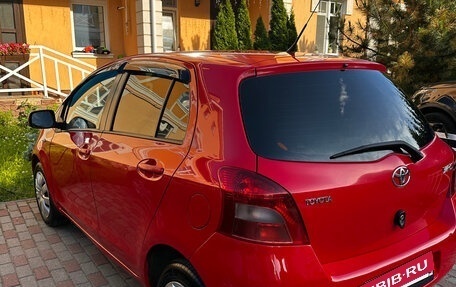 Toyota Yaris III рестайлинг, 2008 год, 580 000 рублей, 3 фотография