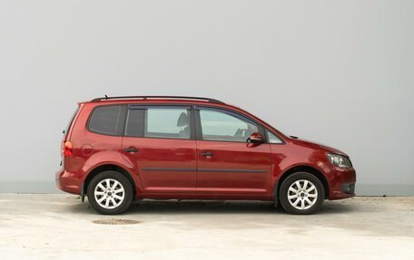 Volkswagen Touran III, 2010 год, 960 000 рублей, 5 фотография