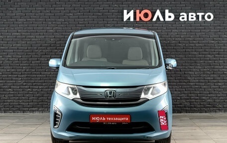 Honda Stepwgn IV, 2017 год, 2 220 000 рублей, 2 фотография
