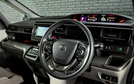 Honda Stepwgn IV, 2017 год, 2 220 000 рублей, 11 фотография