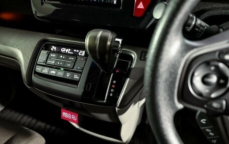 Honda Stepwgn IV, 2017 год, 2 220 000 рублей, 14 фотография