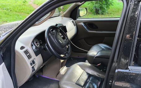 Ford Escape II, 2001 год, 540 000 рублей, 17 фотография