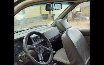 Nissan Terrano II рестайлинг, 1991 год, 200 000 рублей, 4 фотография