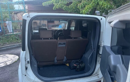 Nissan Cube II, 2004 год, 470 000 рублей, 8 фотография