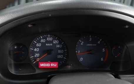 Nissan NP300, 2010 год, 1 049 000 рублей, 14 фотография