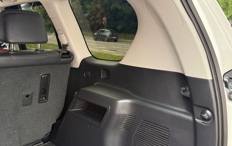 Toyota Land Cruiser Prado 150 рестайлинг 2, 2022 год, 9 000 000 рублей, 10 фотография