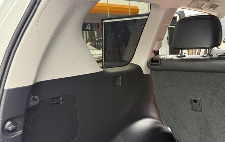 Toyota Land Cruiser Prado 150 рестайлинг 2, 2022 год, 9 000 000 рублей, 11 фотография