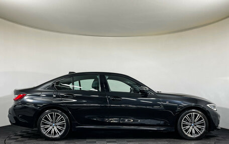 BMW 3 серия, 2021 год, 3 800 000 рублей, 11 фотография