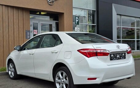 Toyota Corolla, 2013 год, 1 050 000 рублей, 4 фотография