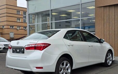 Toyota Corolla, 2013 год, 1 050 000 рублей, 6 фотография