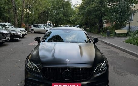 Mercedes-Benz E-Класс, 2017 год, 3 990 000 рублей, 1 фотография