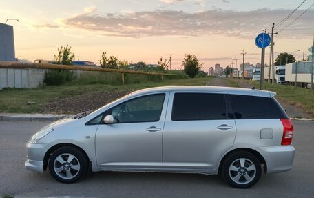Toyota Wish II, 2003 год, 620 000 рублей, 3 фотография