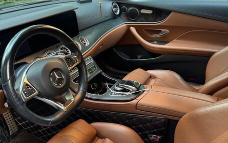 Mercedes-Benz E-Класс, 2017 год, 3 990 000 рублей, 4 фотография
