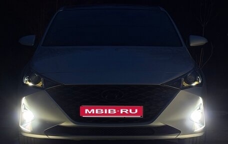 Hyundai Solaris II рестайлинг, 2021 год, 1 495 000 рублей, 3 фотография