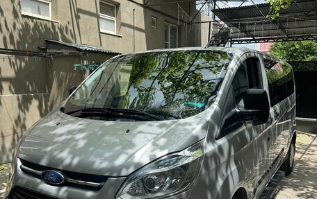 Ford Tourneo Custom I рестайлинг, 2014 год, 2 350 000 рублей, 2 фотография
