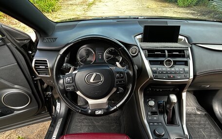 Lexus NX I, 2017 год, 3 000 000 рублей, 16 фотография