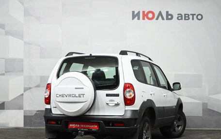 Chevrolet Niva I рестайлинг, 2017 год, 660 000 рублей, 7 фотография