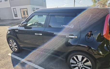 KIA Soul II рестайлинг, 2015 год, 1 550 000 рублей, 3 фотография