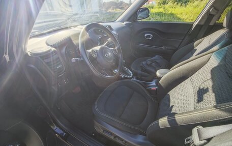 KIA Soul II рестайлинг, 2015 год, 1 550 000 рублей, 10 фотография