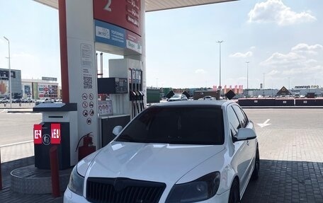 Skoda Octavia RS, 2009 год, 1 100 000 рублей, 2 фотография