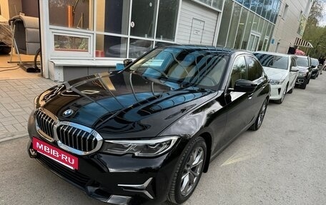 BMW 3 серия, 2019 год, 3 900 000 рублей, 26 фотография