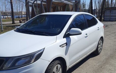 KIA Rio III рестайлинг, 2012 год, 550 000 рублей, 2 фотография