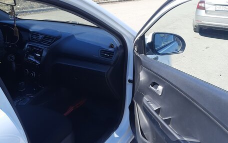 KIA Rio III рестайлинг, 2012 год, 550 000 рублей, 7 фотография