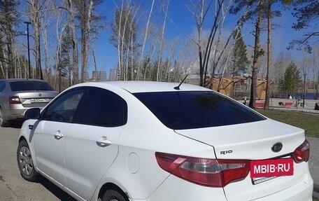 KIA Rio III рестайлинг, 2012 год, 550 000 рублей, 6 фотография