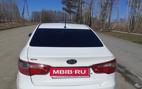 KIA Rio III рестайлинг, 2012 год, 550 000 рублей, 5 фотография