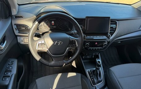 Hyundai Solaris II рестайлинг, 2021 год, 1 649 000 рублей, 6 фотография