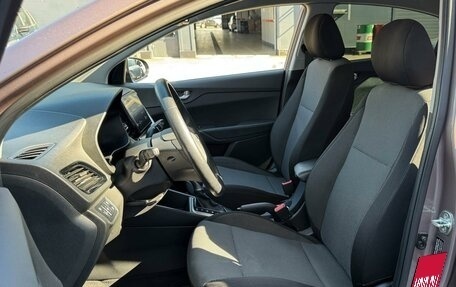Hyundai Solaris II рестайлинг, 2021 год, 1 649 000 рублей, 10 фотография