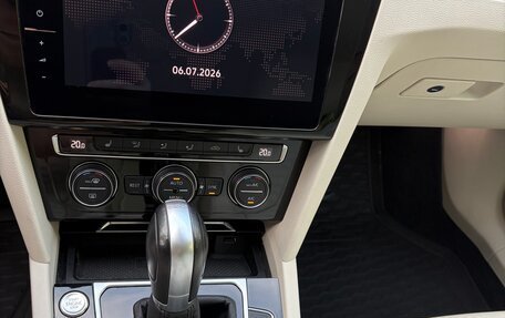 Volkswagen Passat B8 рестайлинг, 2018 год, 2 190 000 рублей, 15 фотография