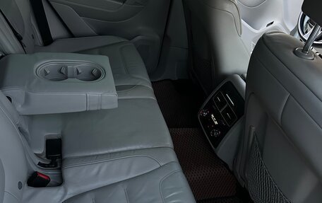Volkswagen Touareg III, 2012 год, 1 900 000 рублей, 11 фотография