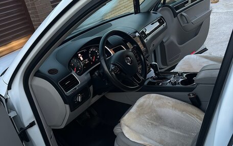 Volkswagen Touareg III, 2012 год, 1 900 000 рублей, 7 фотография