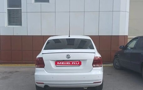 Volkswagen Polo VI (EU Market), 2016 год, 880 000 рублей, 2 фотография